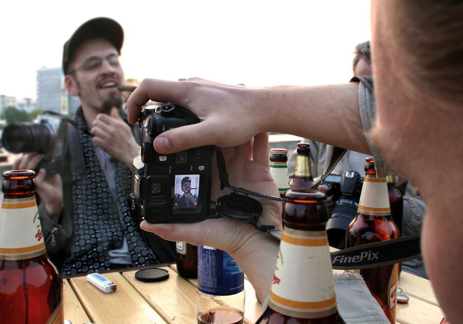 "Im Moment wird der Vogel fliegen .."