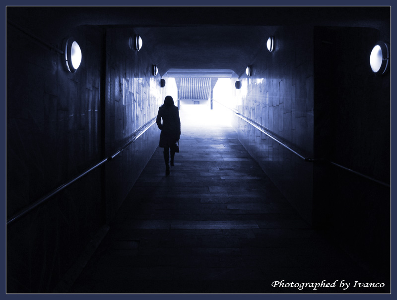 vom Dunkel zum Licht