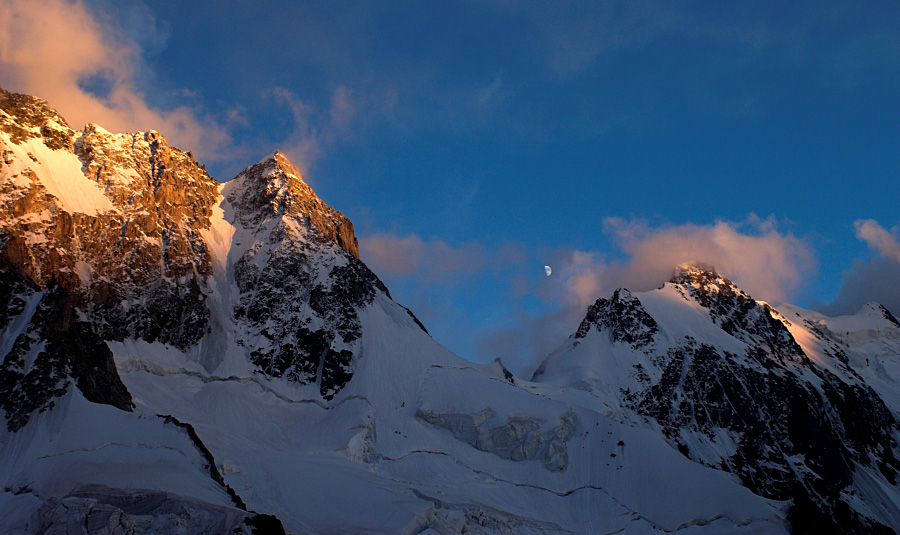 der Rückseite des Sonnenuntergangs