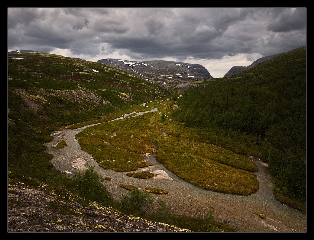 Wohnen über Khibiny oder ein Foto mit der Vogelperspektive ...
