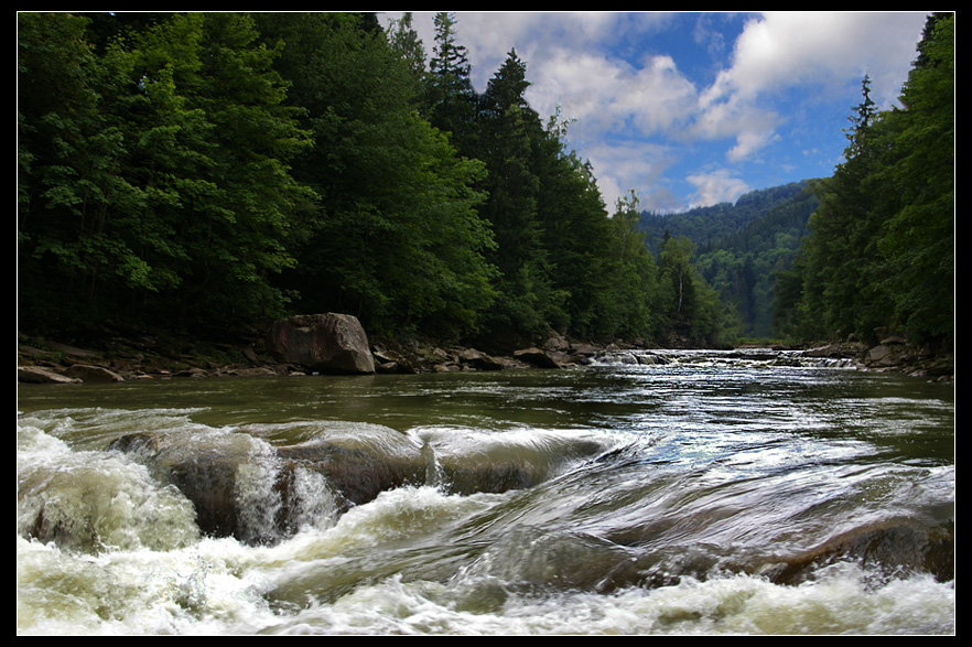 Stromschnellen, Wasserfälle Yaremche