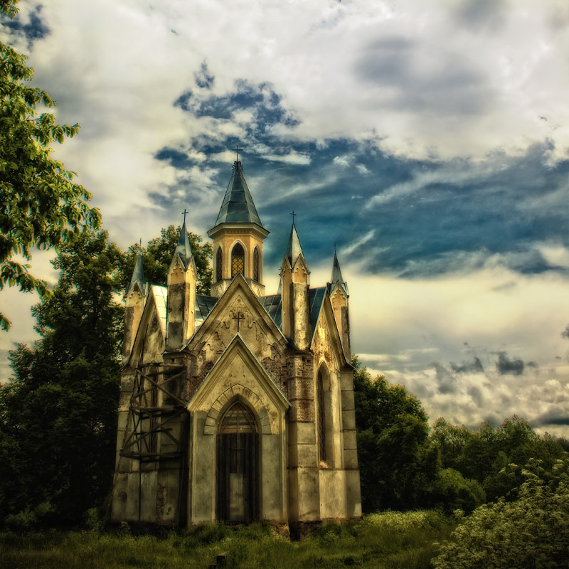 Opuszczony Kościół ...