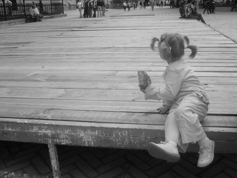 Mama, Papa, wo bist du? Ich warte auf dich ...