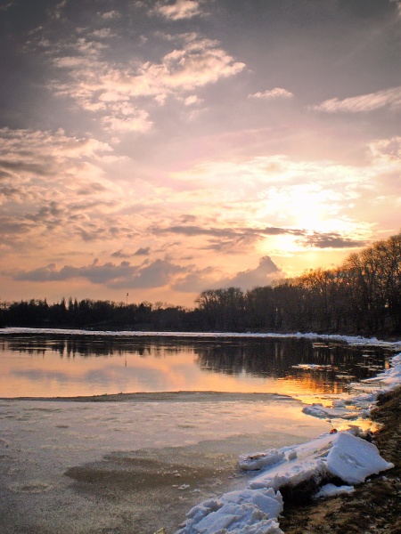 Sonnenuntergang auf dem Eis