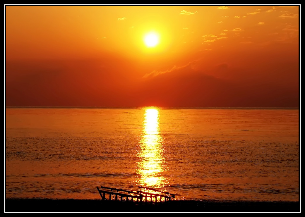 Dämmerung über dem Weißen Meer.