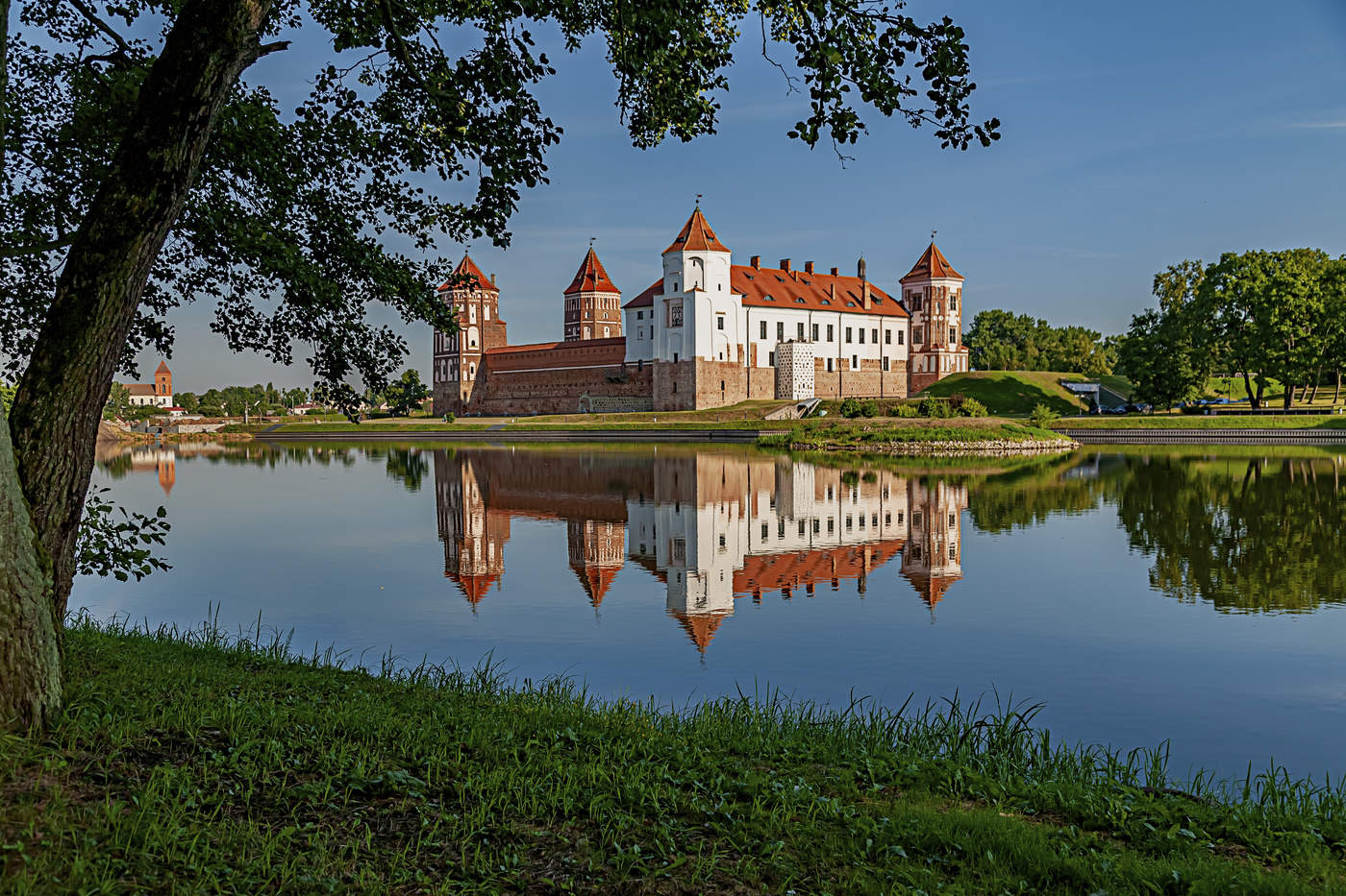 Mir Castle