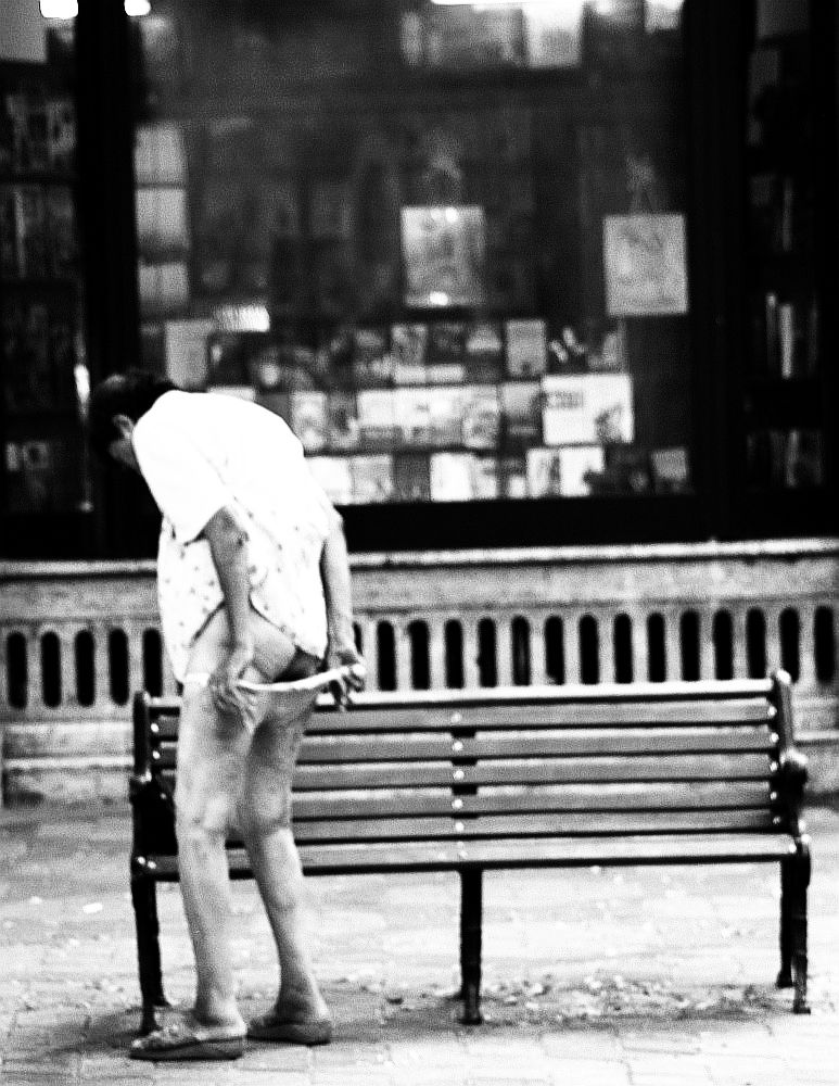 striking street life