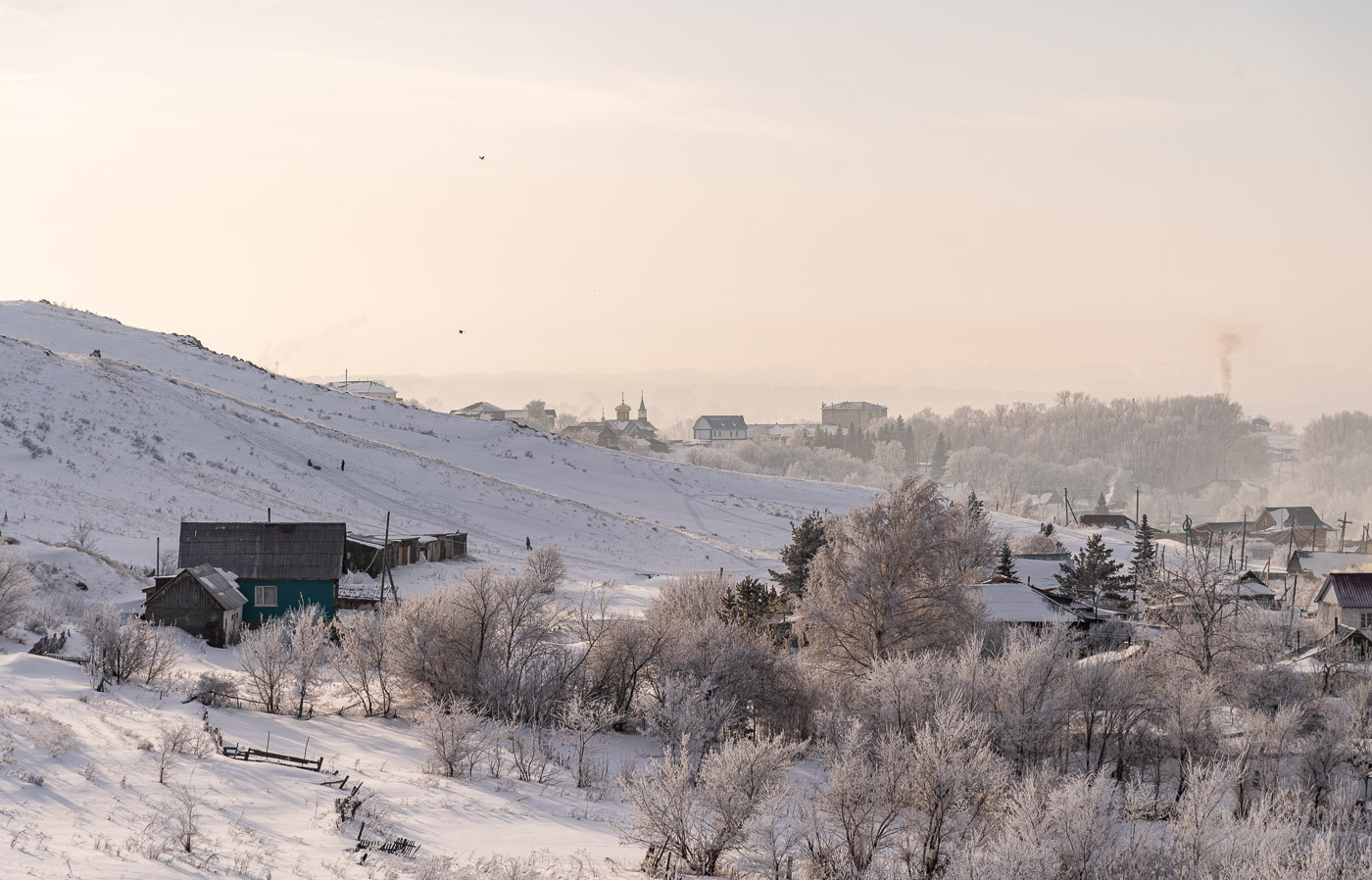 Sonnenaufgang über dem Fluss