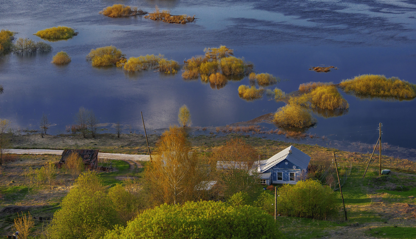 Haus in der Nähe des Wassers