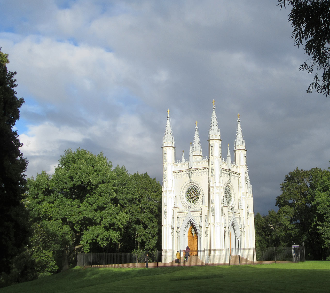 Alexander-Newski-Kirche
