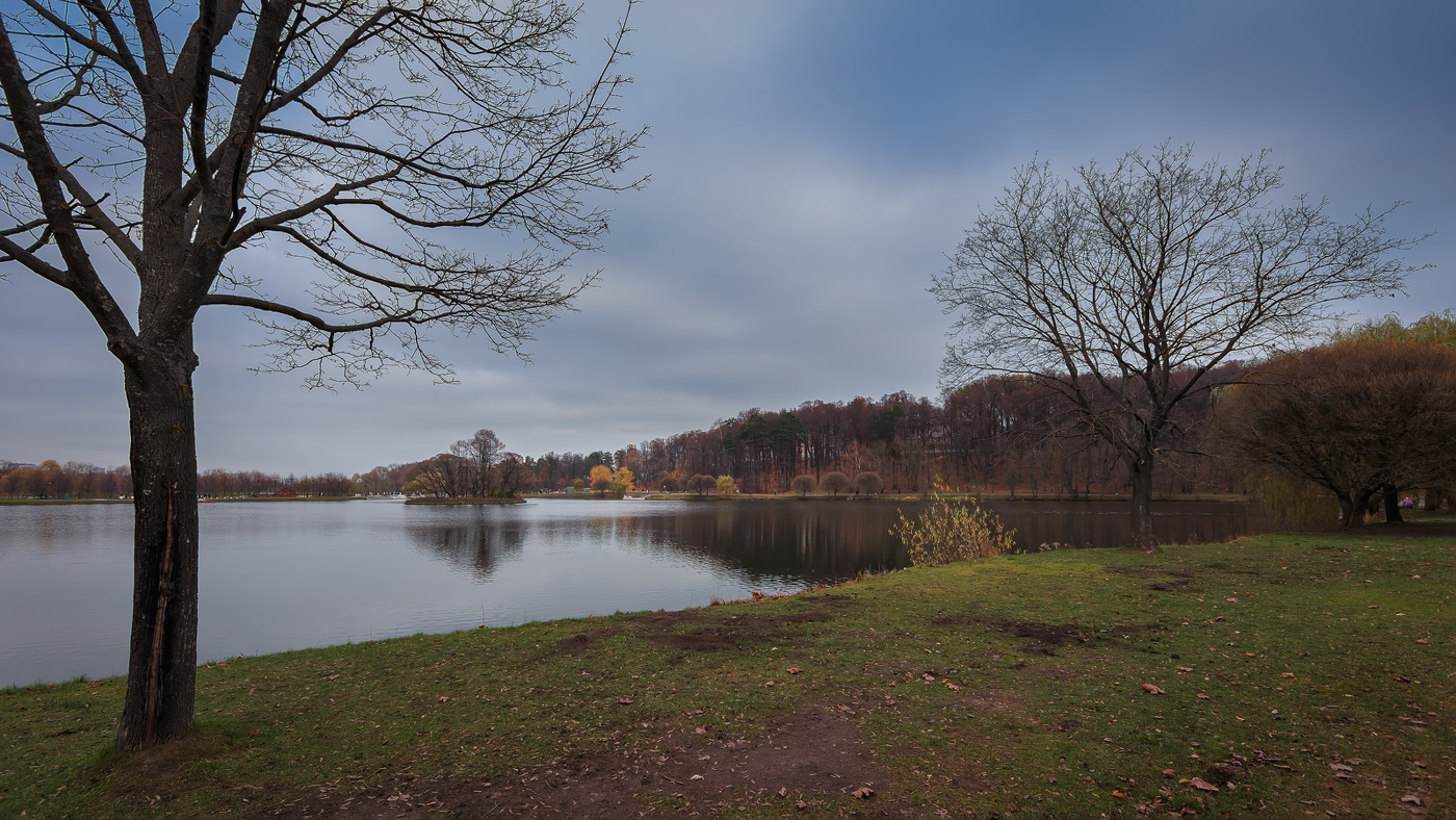 Im Herbst des Parks ...