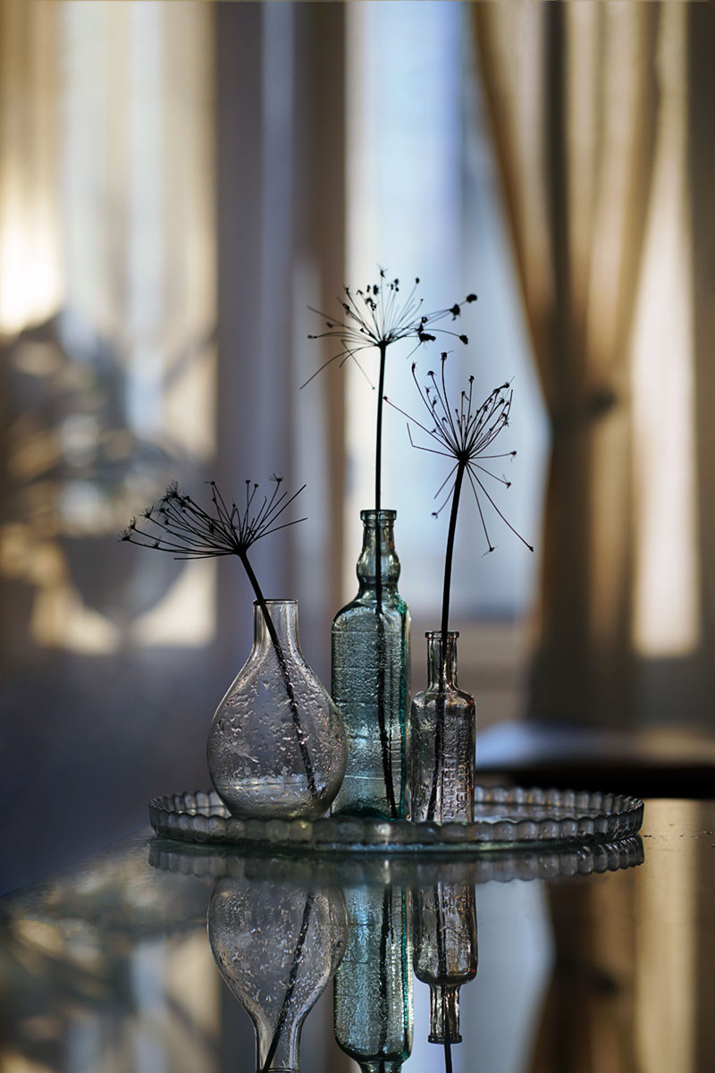 in der Nähe der Fenster ...