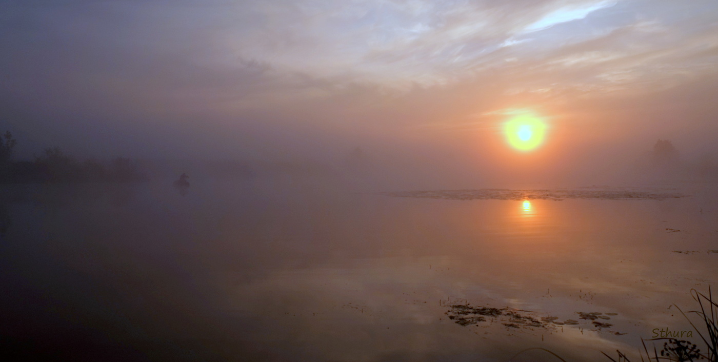 Dämmerung auf dem See.