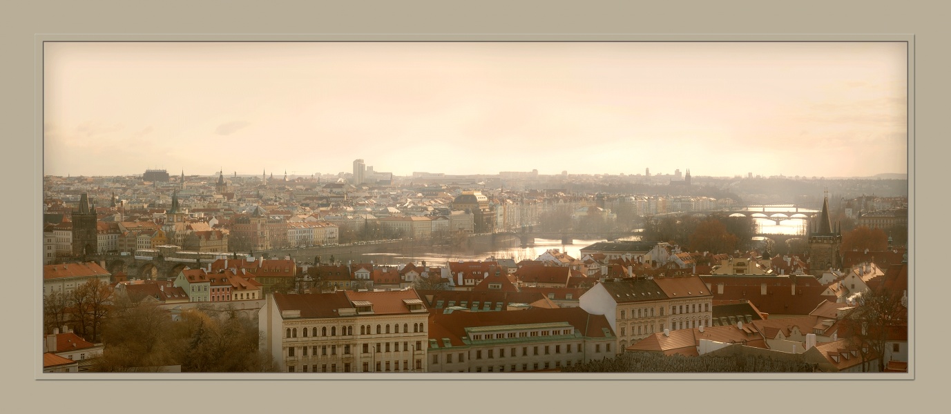 Abend über Prag
