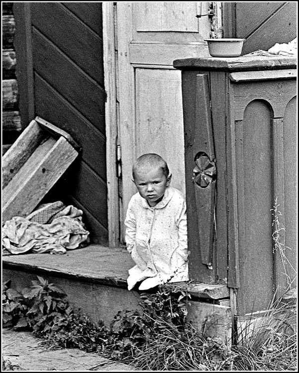 Allein im Haus war alles zur Arbeit gegangen