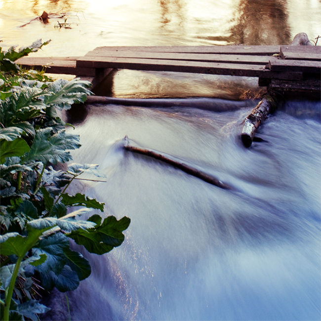 Das Haus verfügt über einen Fluss Murmeln ...