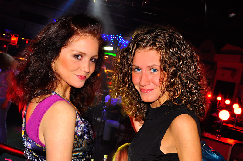 Yulyashka und Tanja)