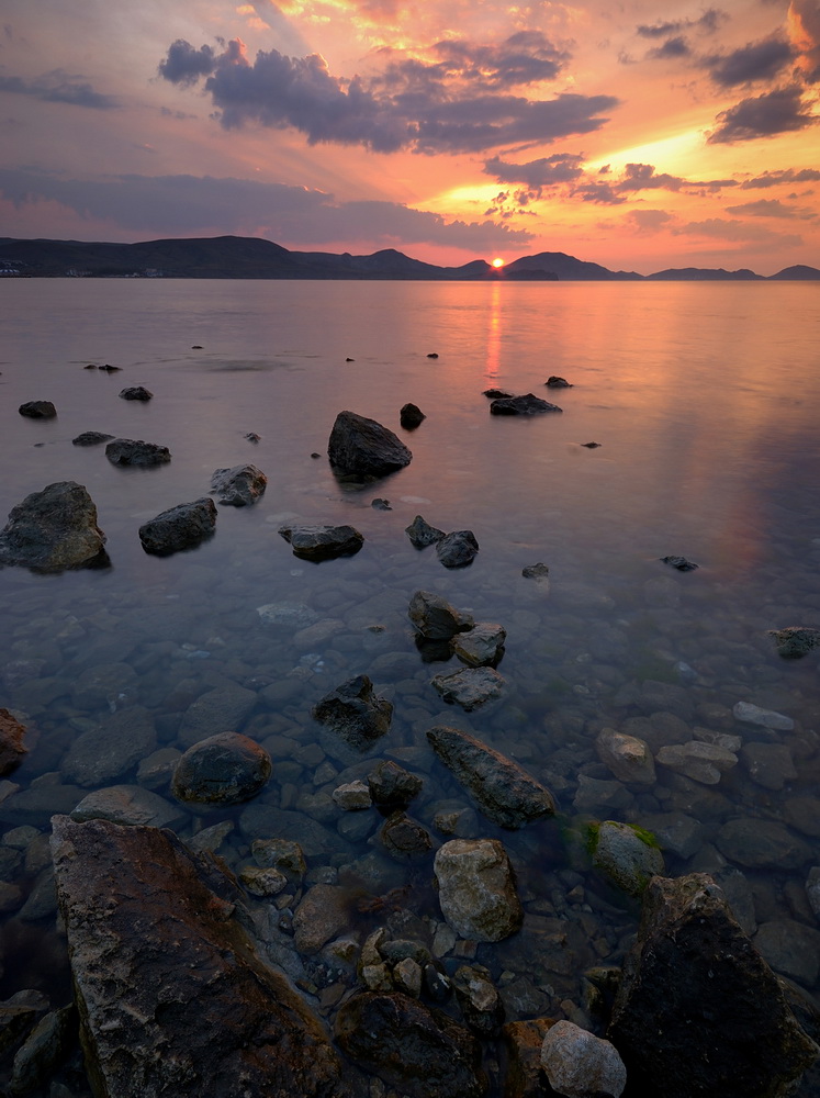 Dawn auf dem Meer ...