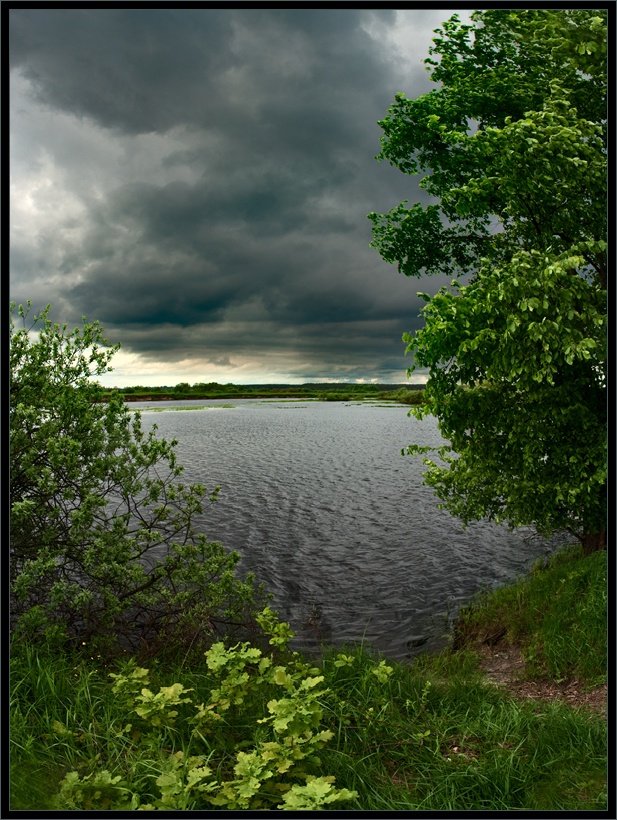 Über Fluss Iputs und über Wolken ...