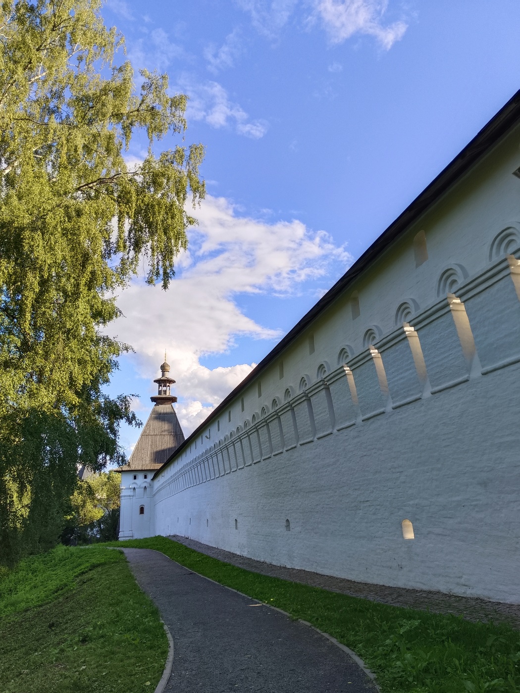 Die Mauern des Klosters
