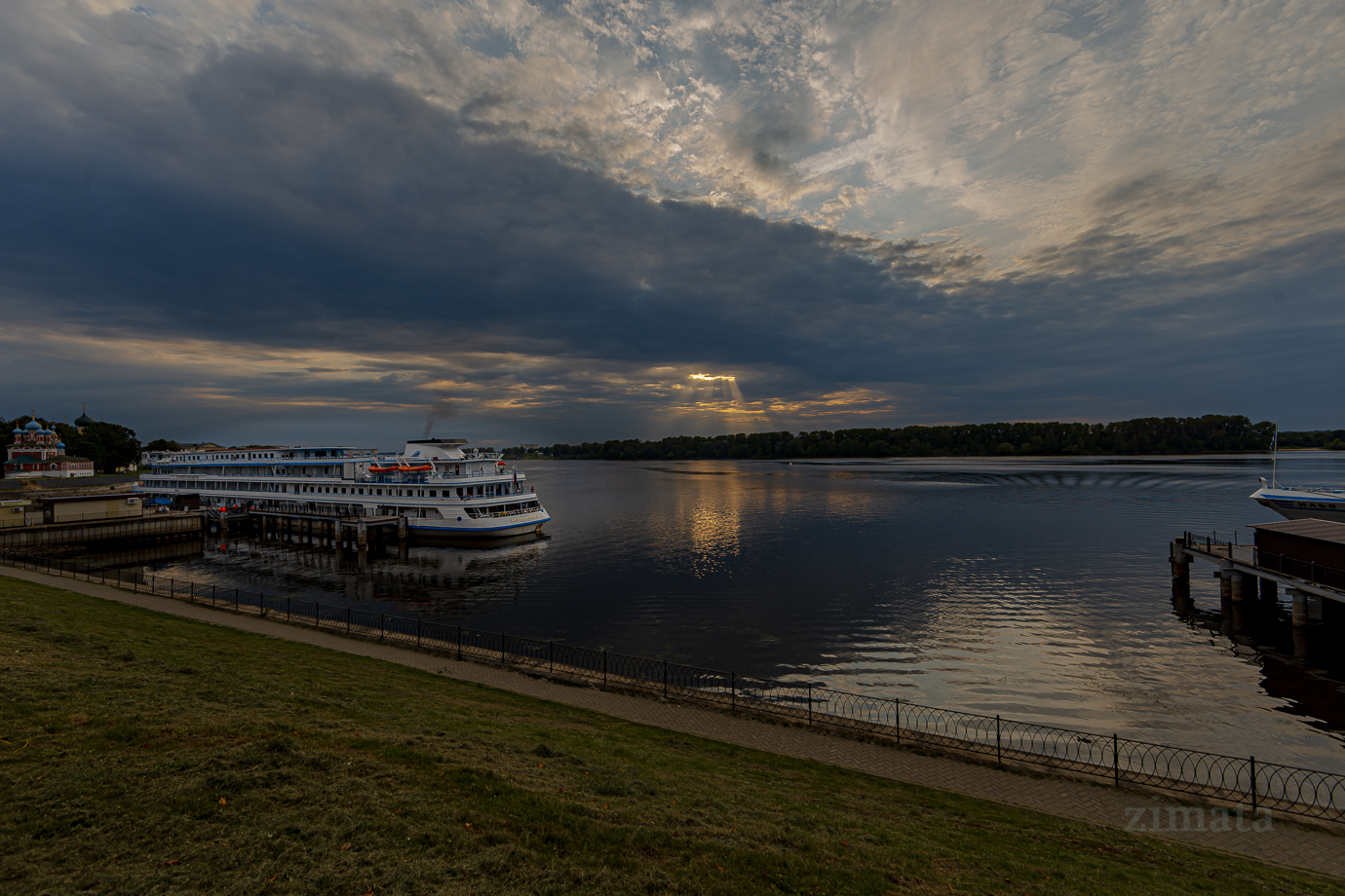 Sonnenuntergang an der Wolga