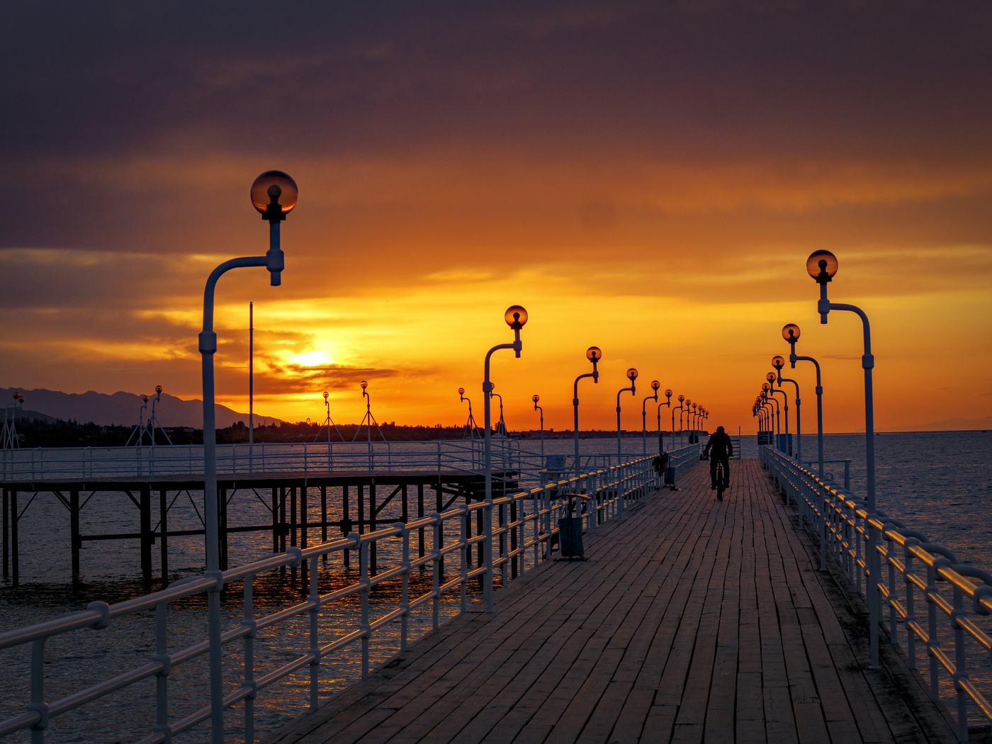 Um die Sonne entgegen