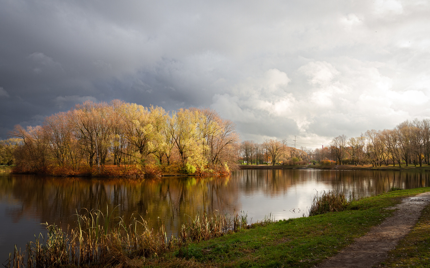 Im Herbst des Parks ...