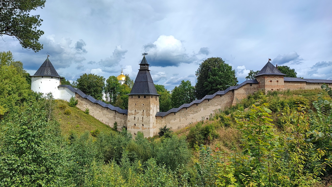 Die Mauern des Klosters