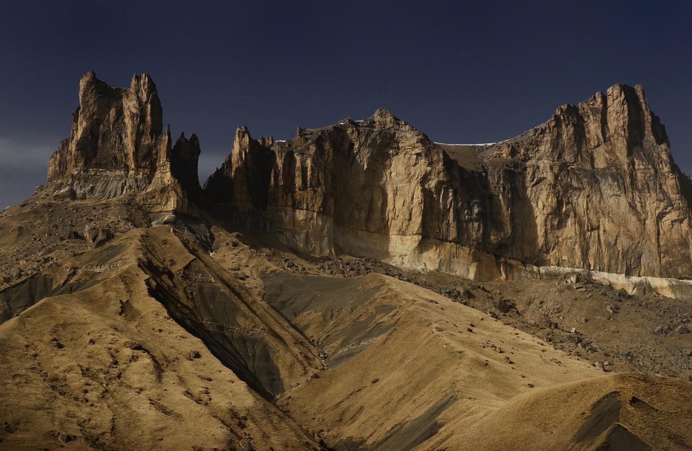 Sonnenuntergang in den Bergen