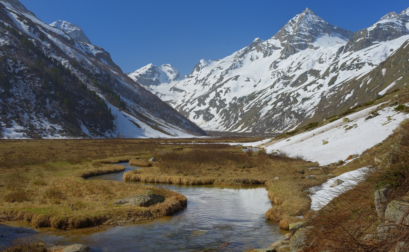 Sonnenuntergang in den Bergen
