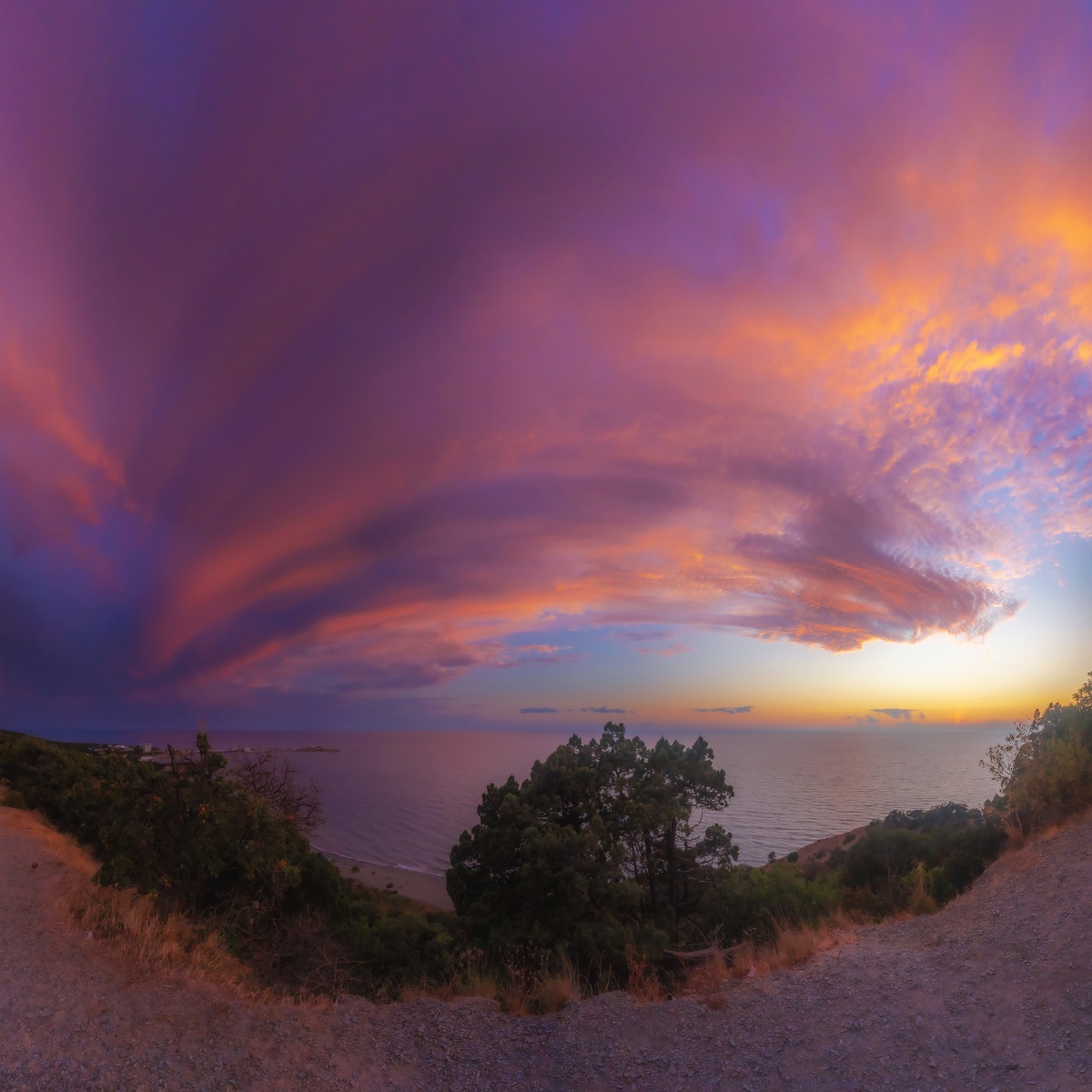 helle Sonnenuntergang