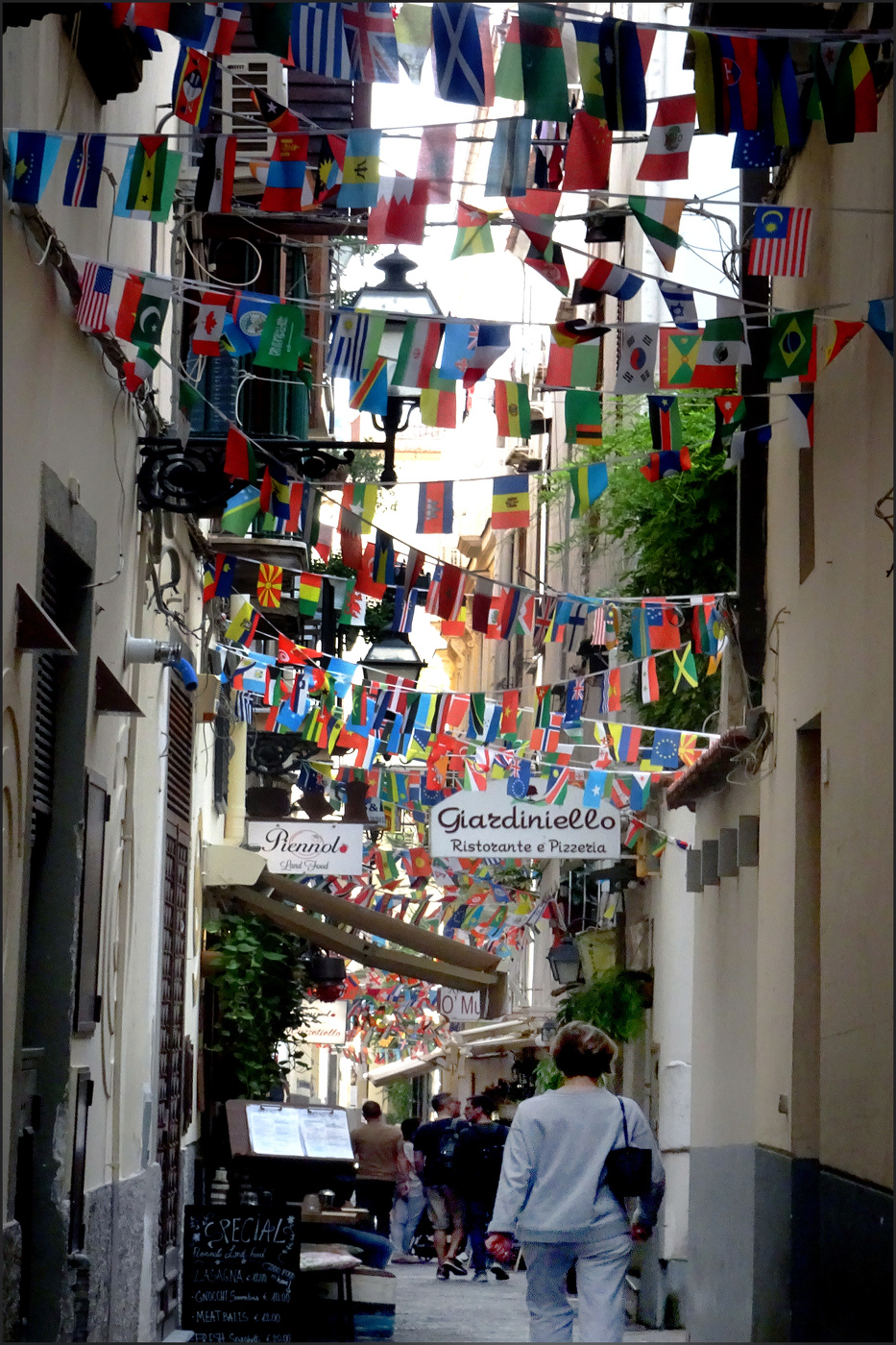 Through the streets of Naples
