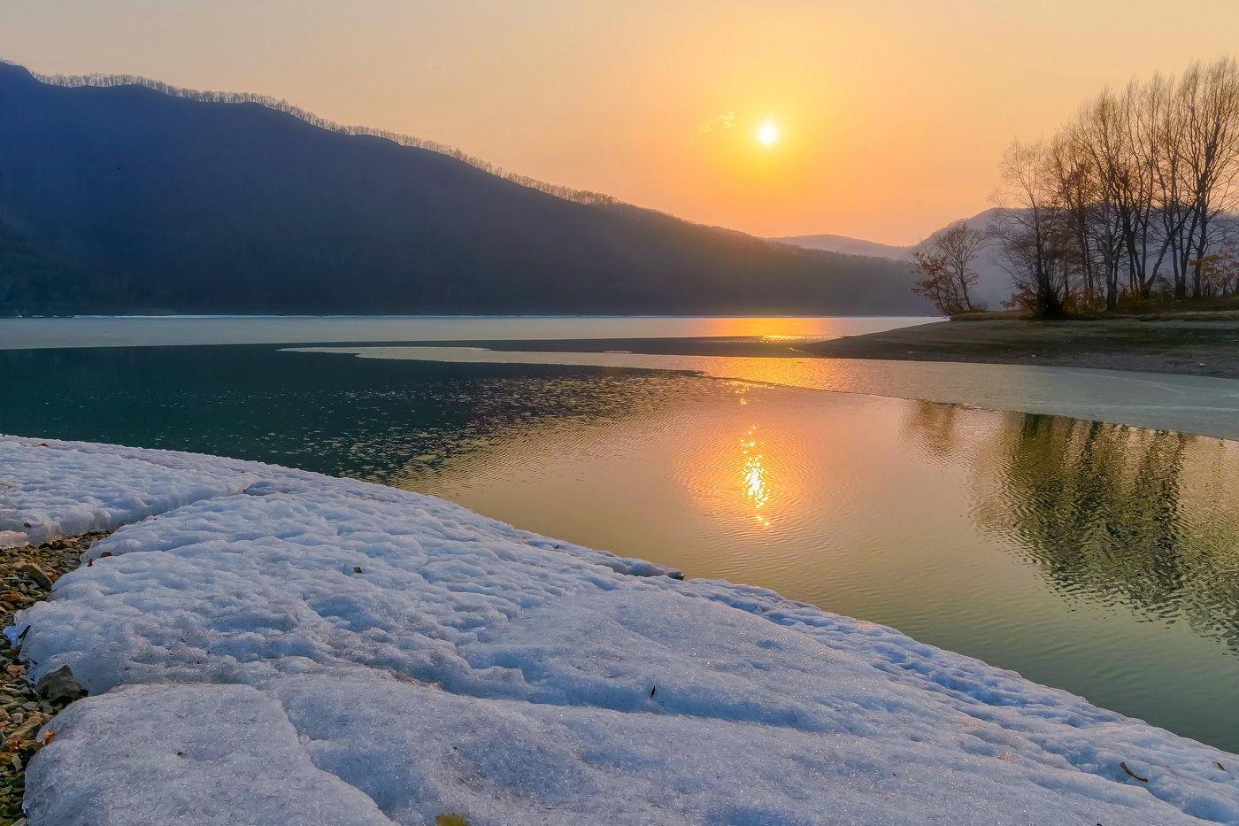 April Sonnenuntergang