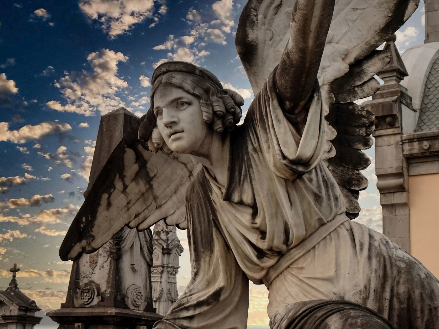 Avilés - cementiri la Carriona (Tumba de la Marquesa de San Juan de Nieva) de Cipriano Folgueras - A