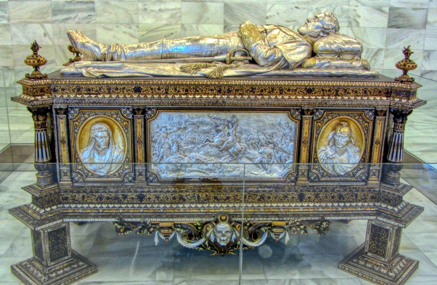 Reus - Cementiri (tomba del General Prim) - Baix Camp