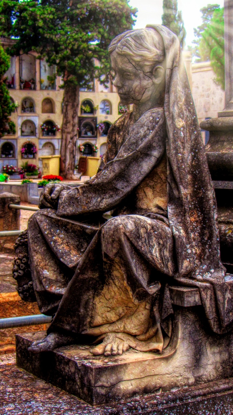 Reus - cementiri (escultura funerària) - Baix Camp
