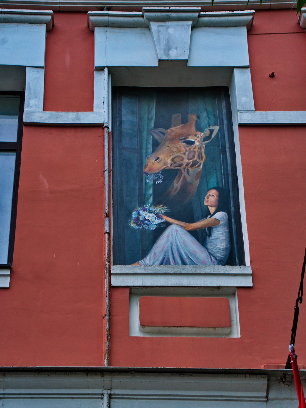 Außerhalb des Fensters.