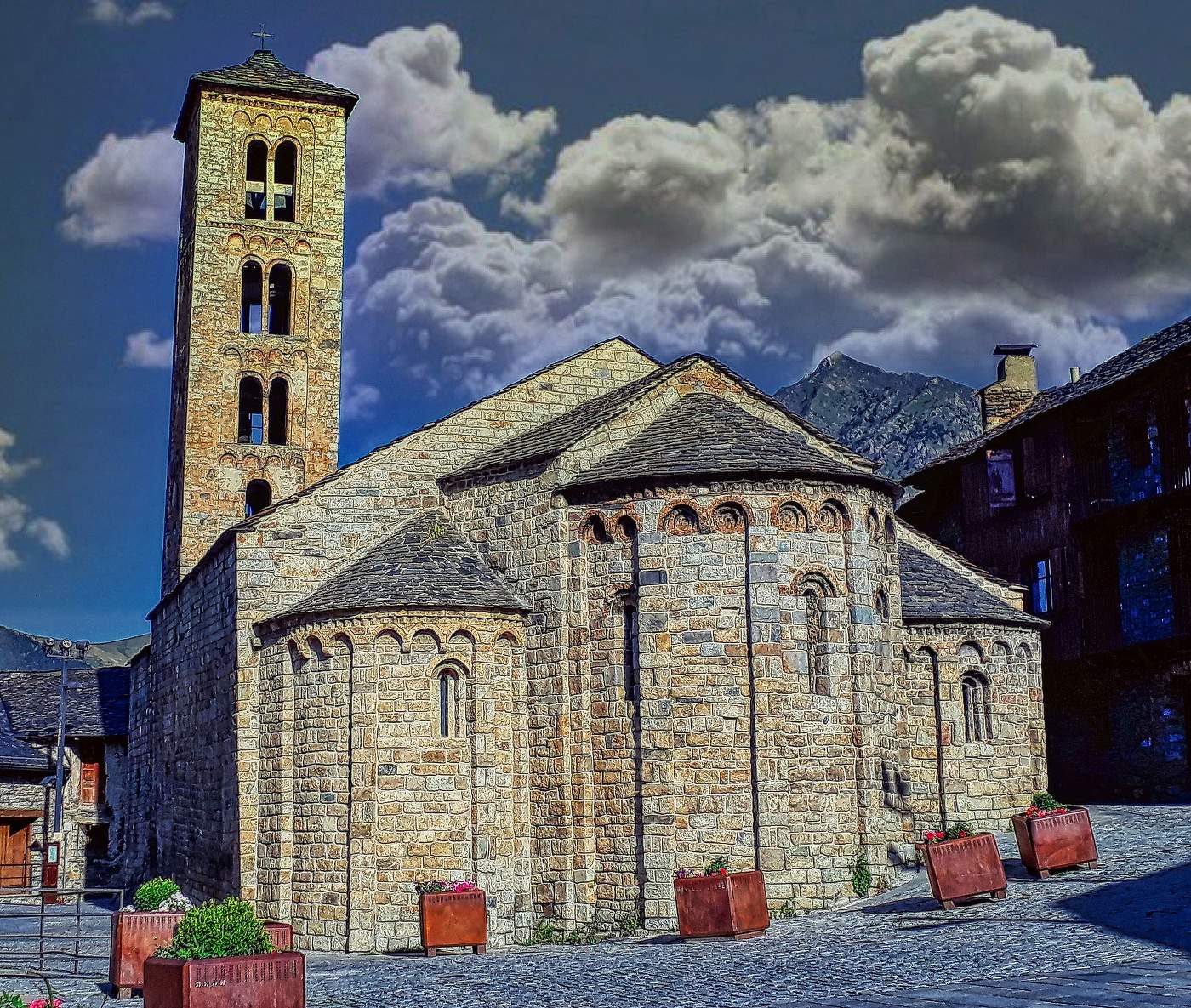 Taüll - església de Sta. Maria - Vall de Boi - Alta Ribagorça