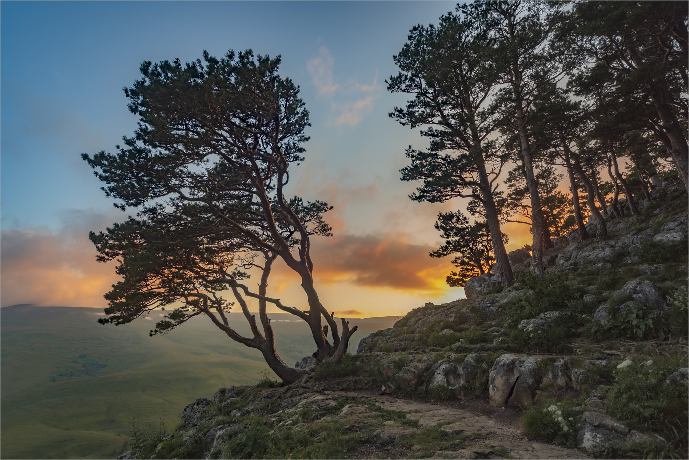 Sonnenuntergang in den Bergen