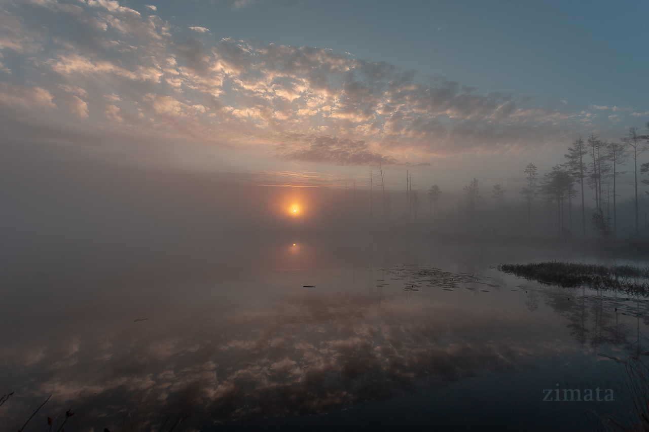 Dämmerung über dem See