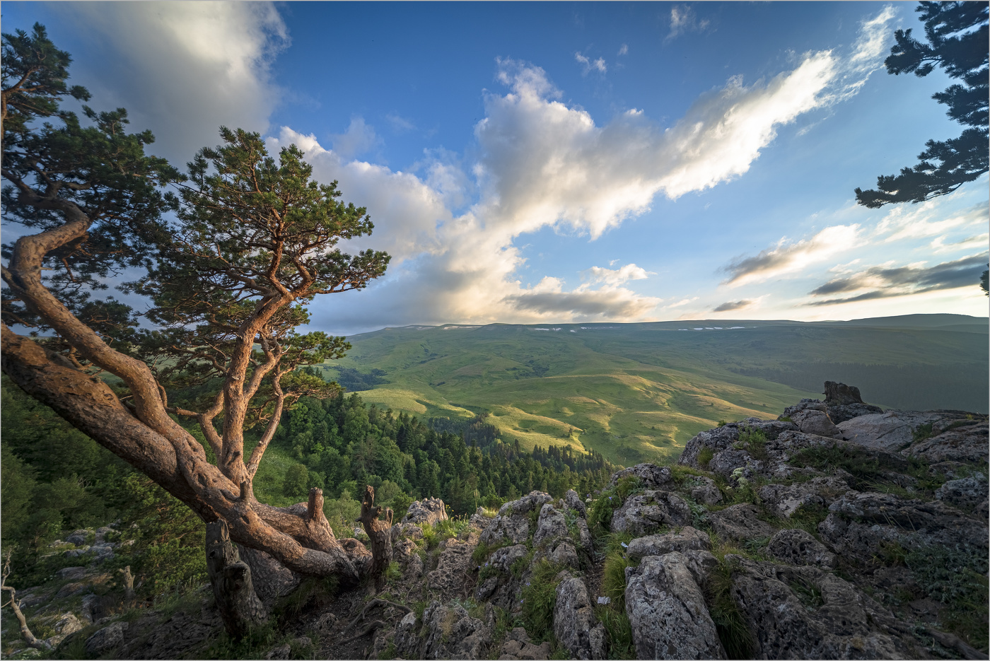 Sonnenuntergang in den Bergen