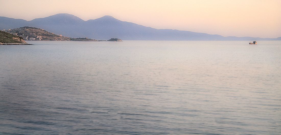 An der Seite von der Insel Samos