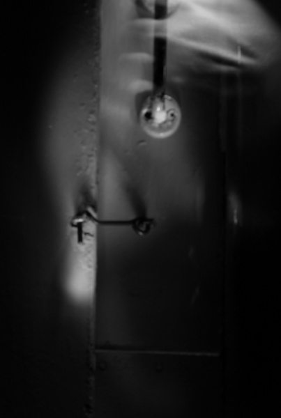 Ein Raum mit einem Geist