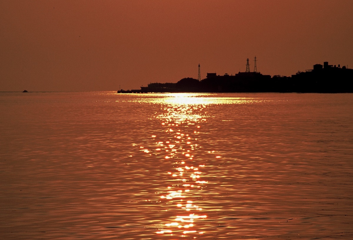 Sonnenuntergang auf dem Fluss Dunshee