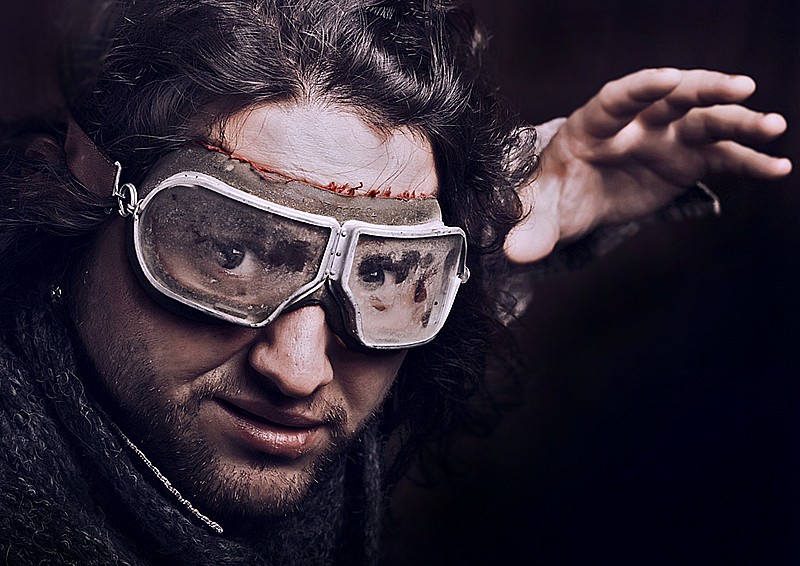 Besessen von dem Piloten.