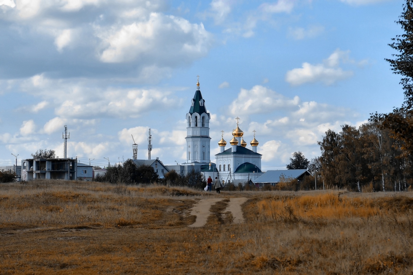 Liebfrauenkirche und St. Ruzhentsovoy. Dominica