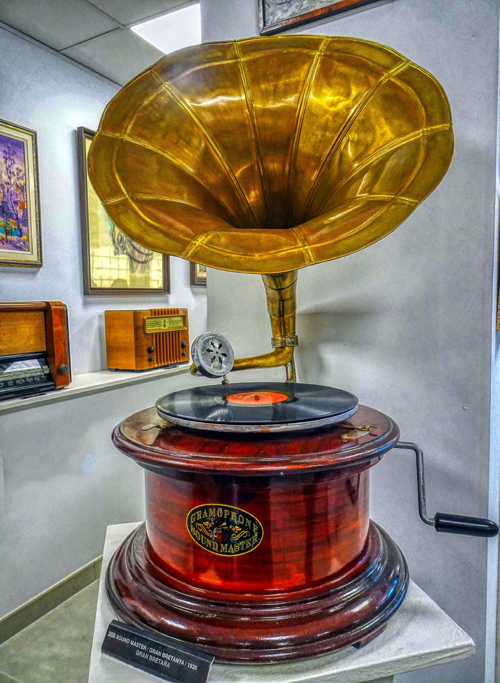 Roda de Berà - museu ràdio (gramophone) - Tarragonès