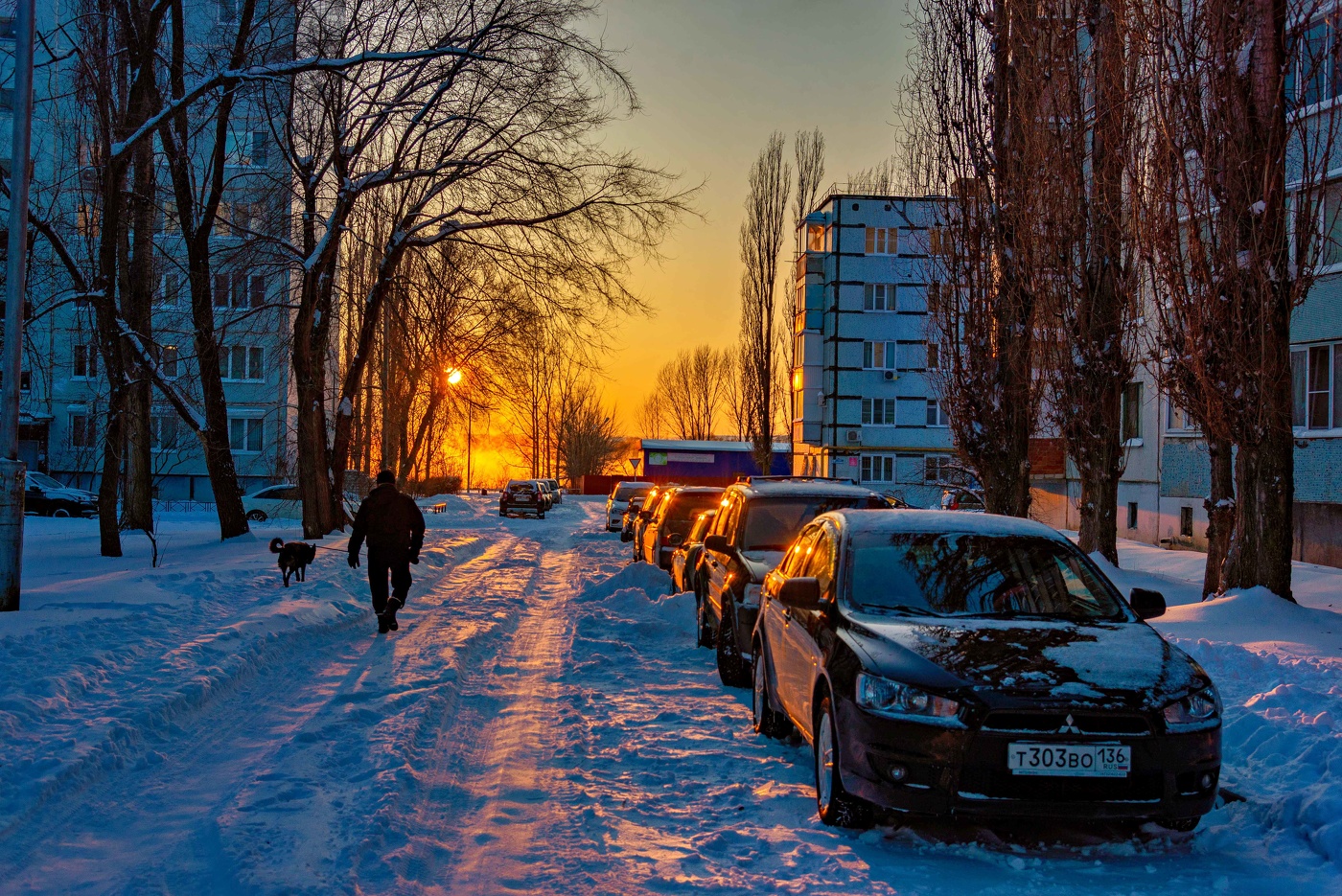 Sonnenuntergang in der Stadt.