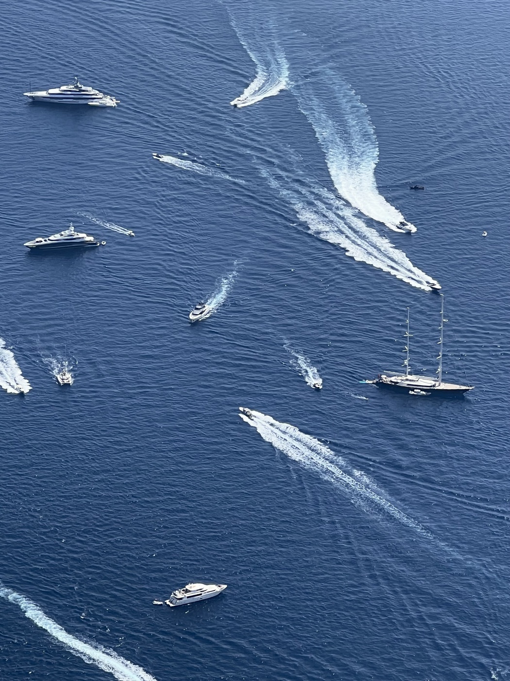 Brush strokes on the sea