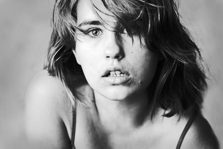 Schwarz-Weiß-Porträt.